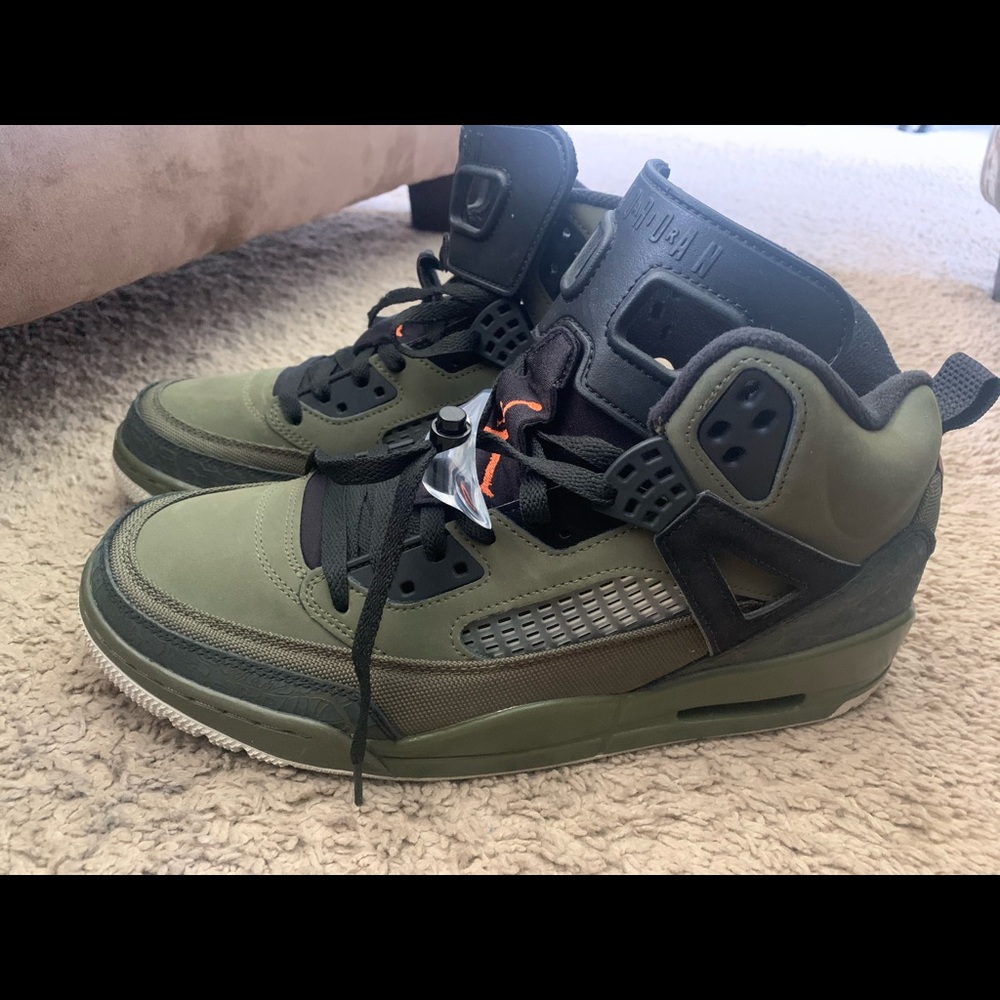 Jordan Spizikes Undefeated colorway
